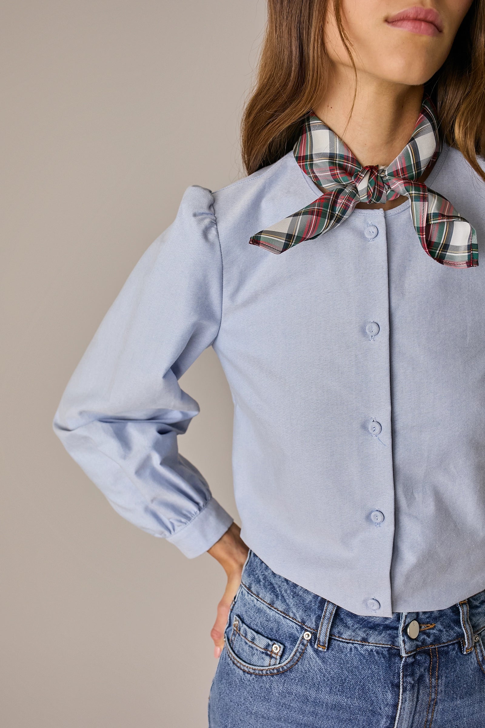 Crewneck shirt with puff sleeves