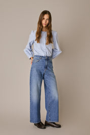 Crewneck shirt with puff sleeves