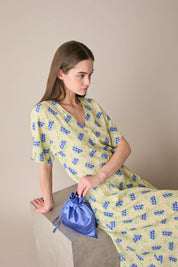 Camicia a fiori con maniche kimono