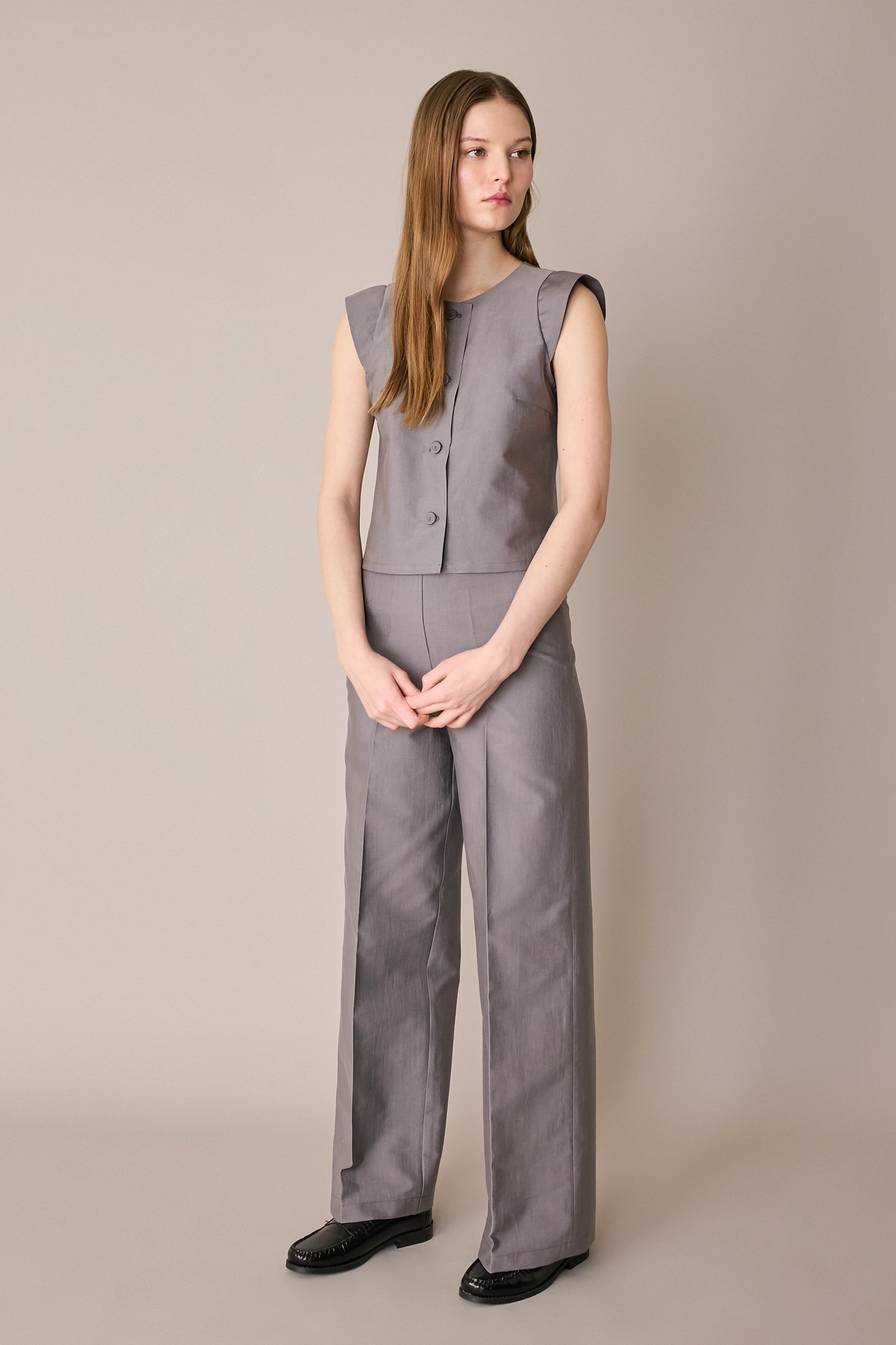 Camicia con maniche ad aletta