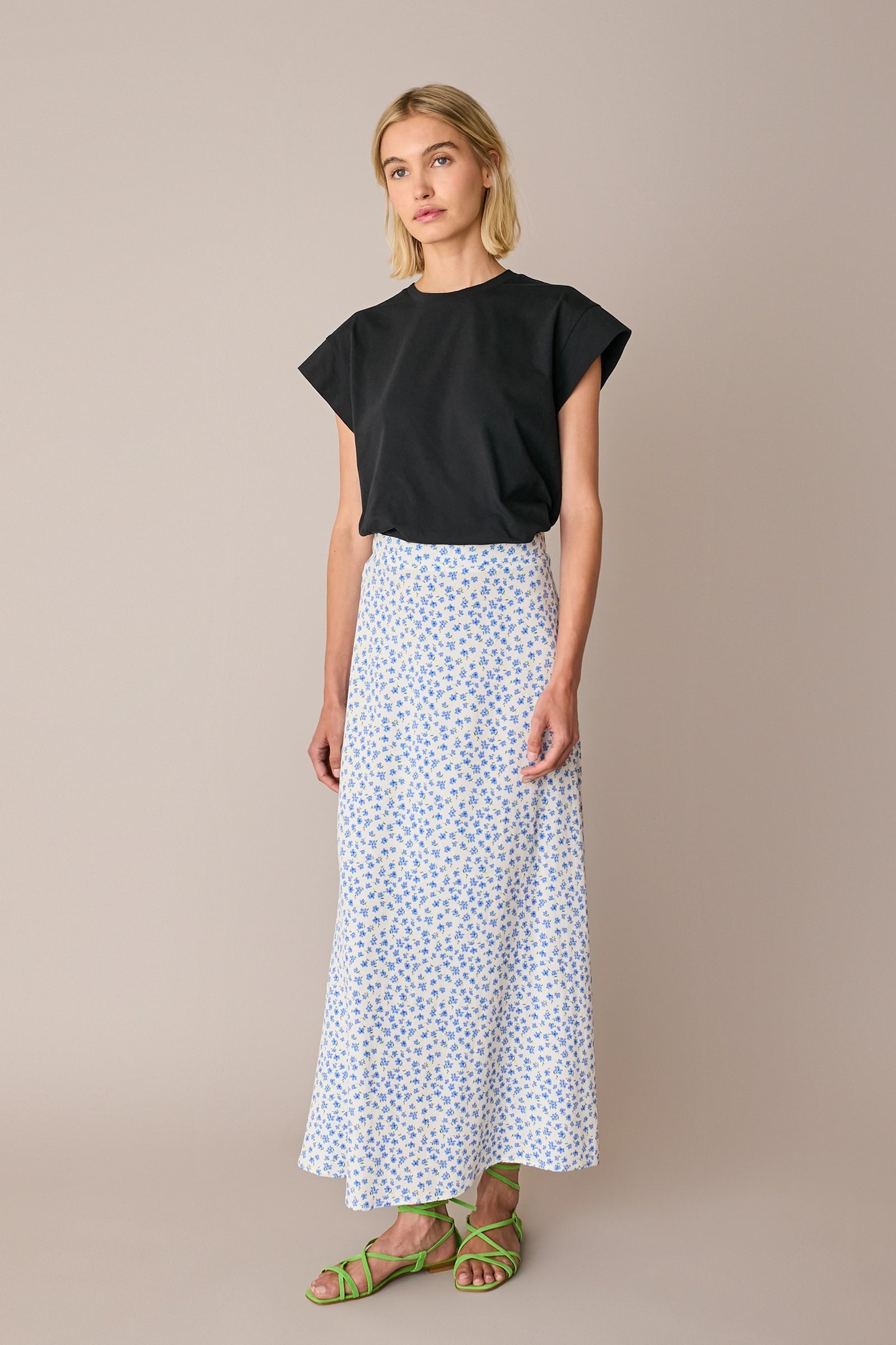 Kimono sleeve T-shirt