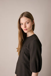 Top con spacco