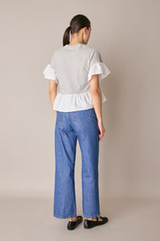 T-shirt con balze a contrasto