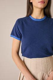 T-shirt in cotone con profili a contrasto