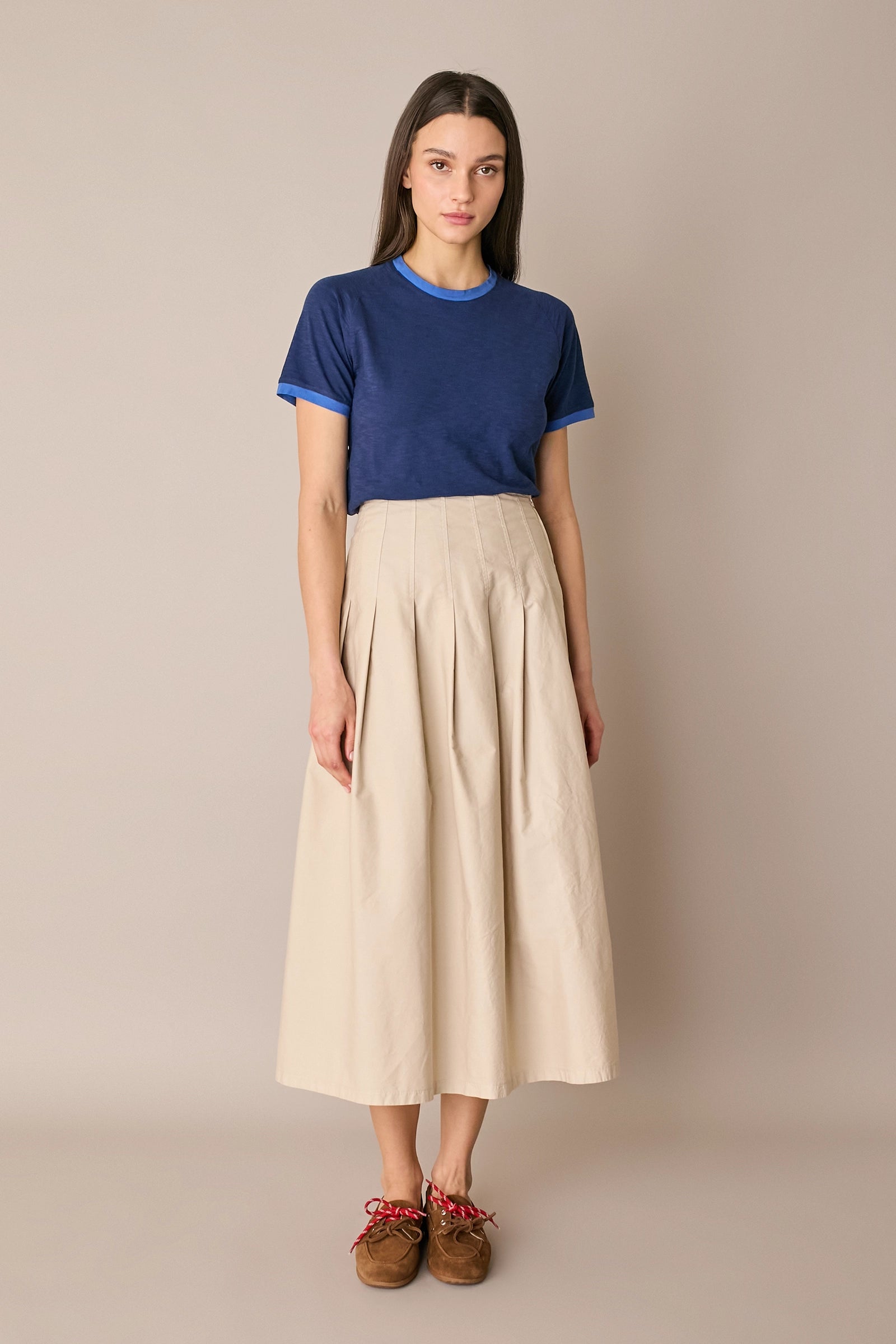 T-shirt in cotone con profili a contrasto