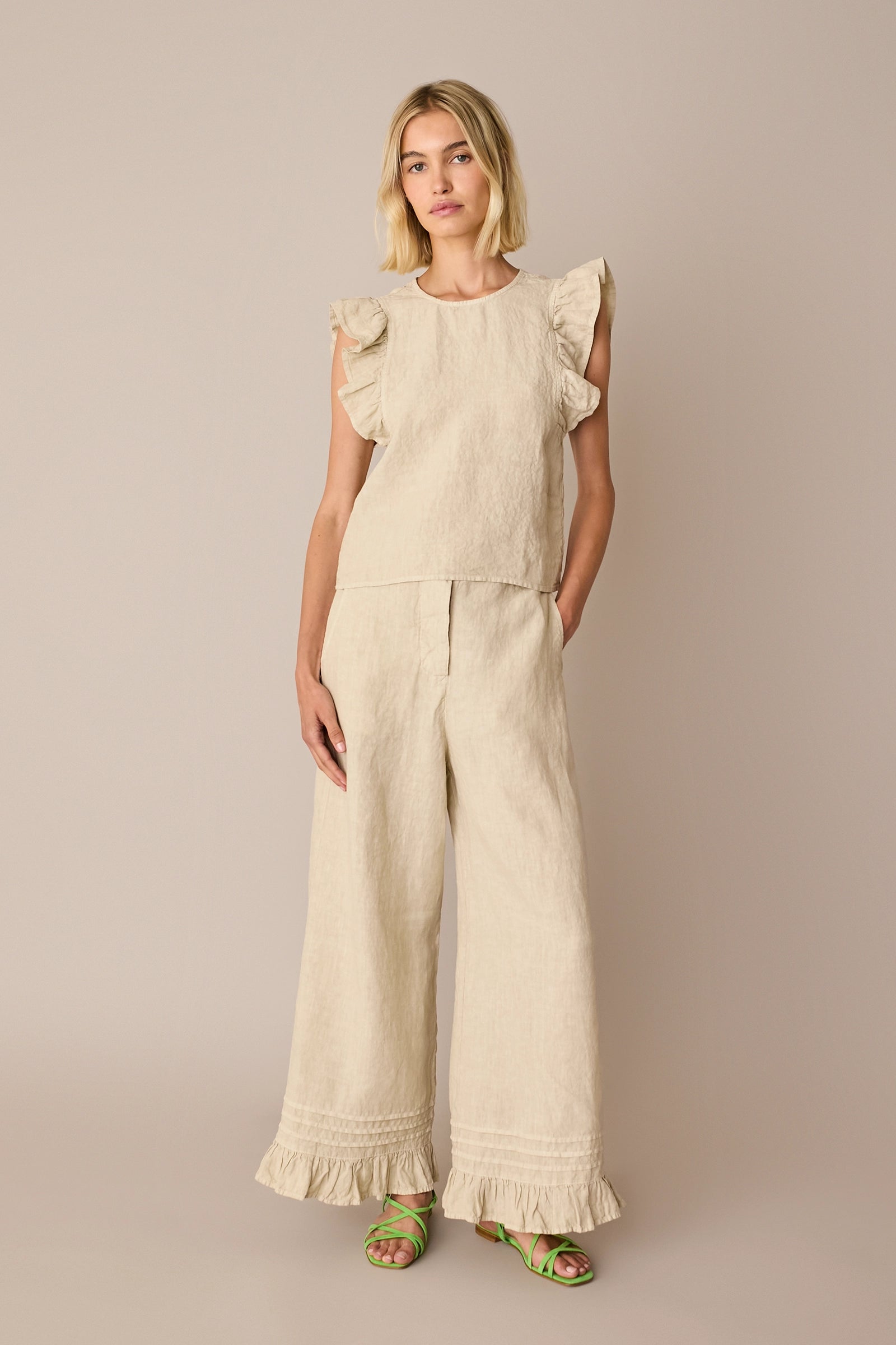 Linen ruffle sleeve top