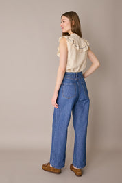 Camicetta con volant e passamaneria a fiori