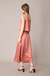 Top in raso con volant