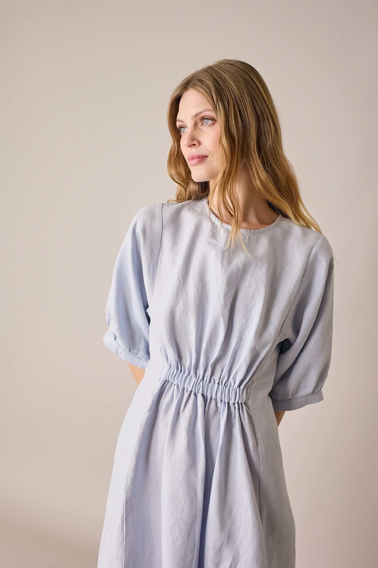gathered linen dress 100% Linen Side-Gathered Bow Midi Dress ESMERALDA, Sand / M