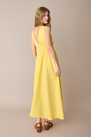 Abito lungo con vita arricciata