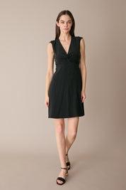 Abito stretch con scollo intrecciato