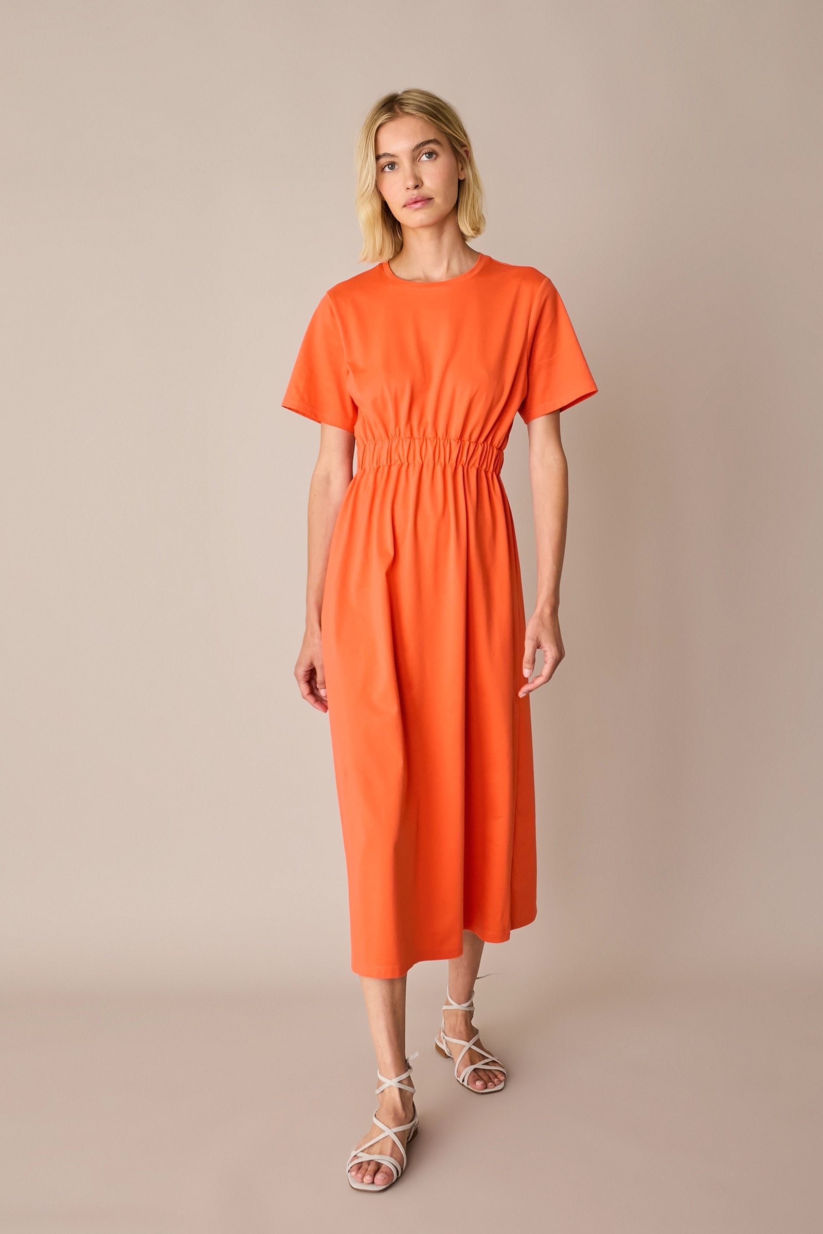 Cotton T-shirt dress with back cut-out
