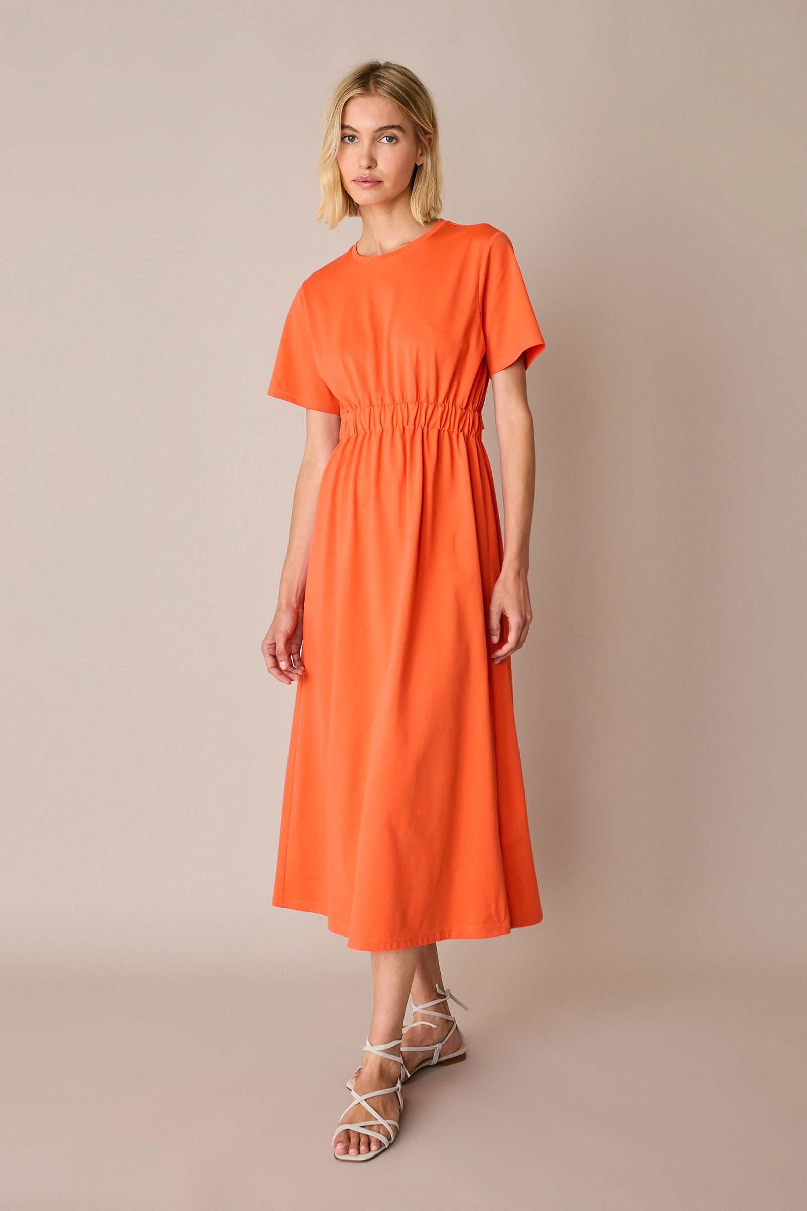Cotton T-shirt dress with back cut-out