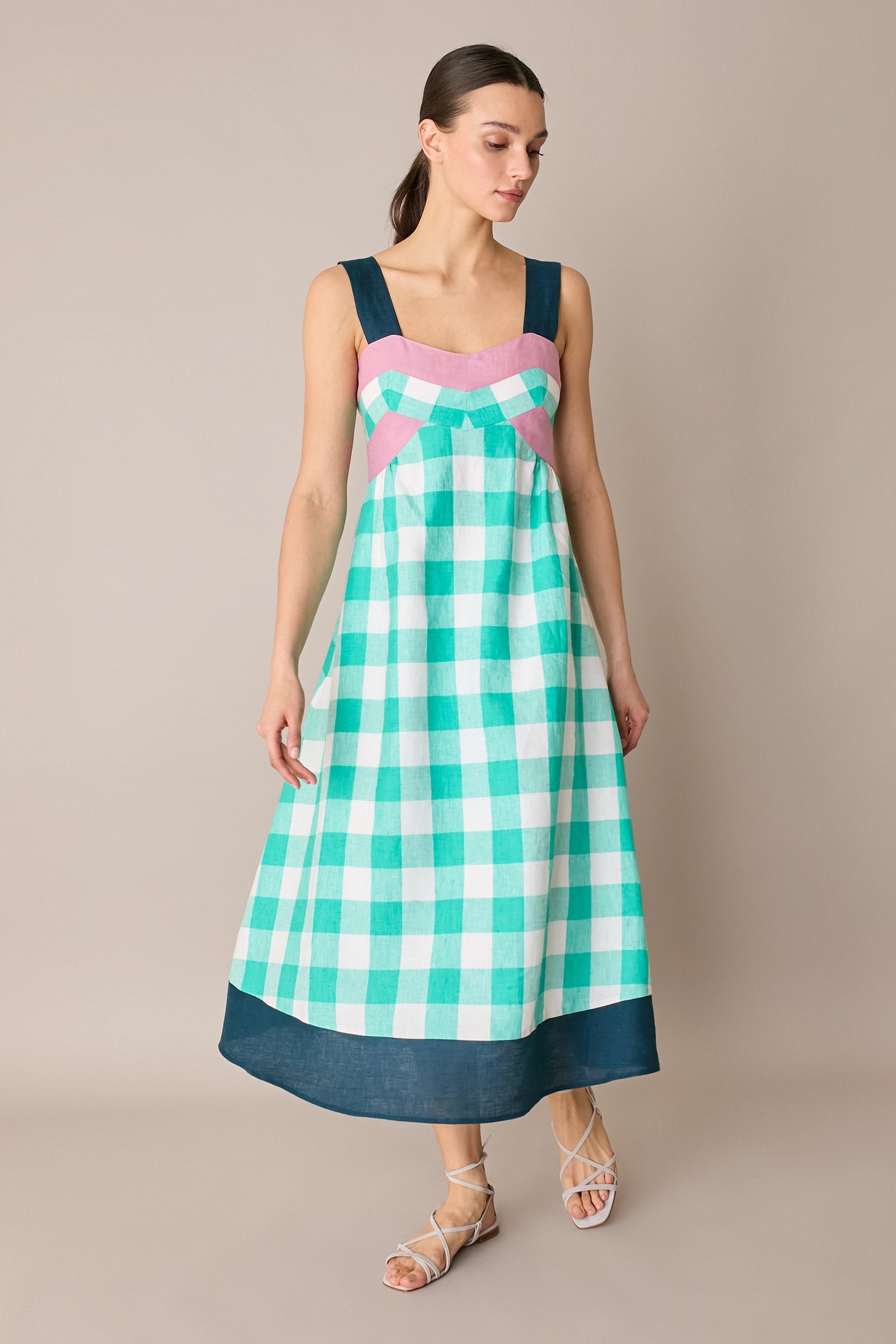 Abito colorato in lino