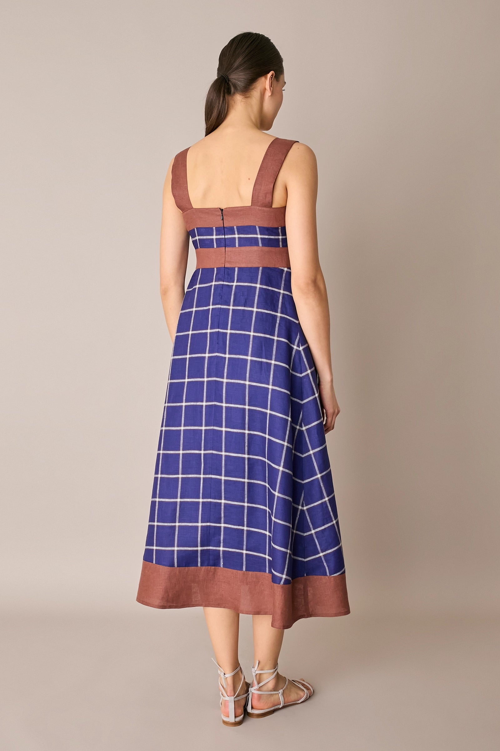 Abito colorato in lino