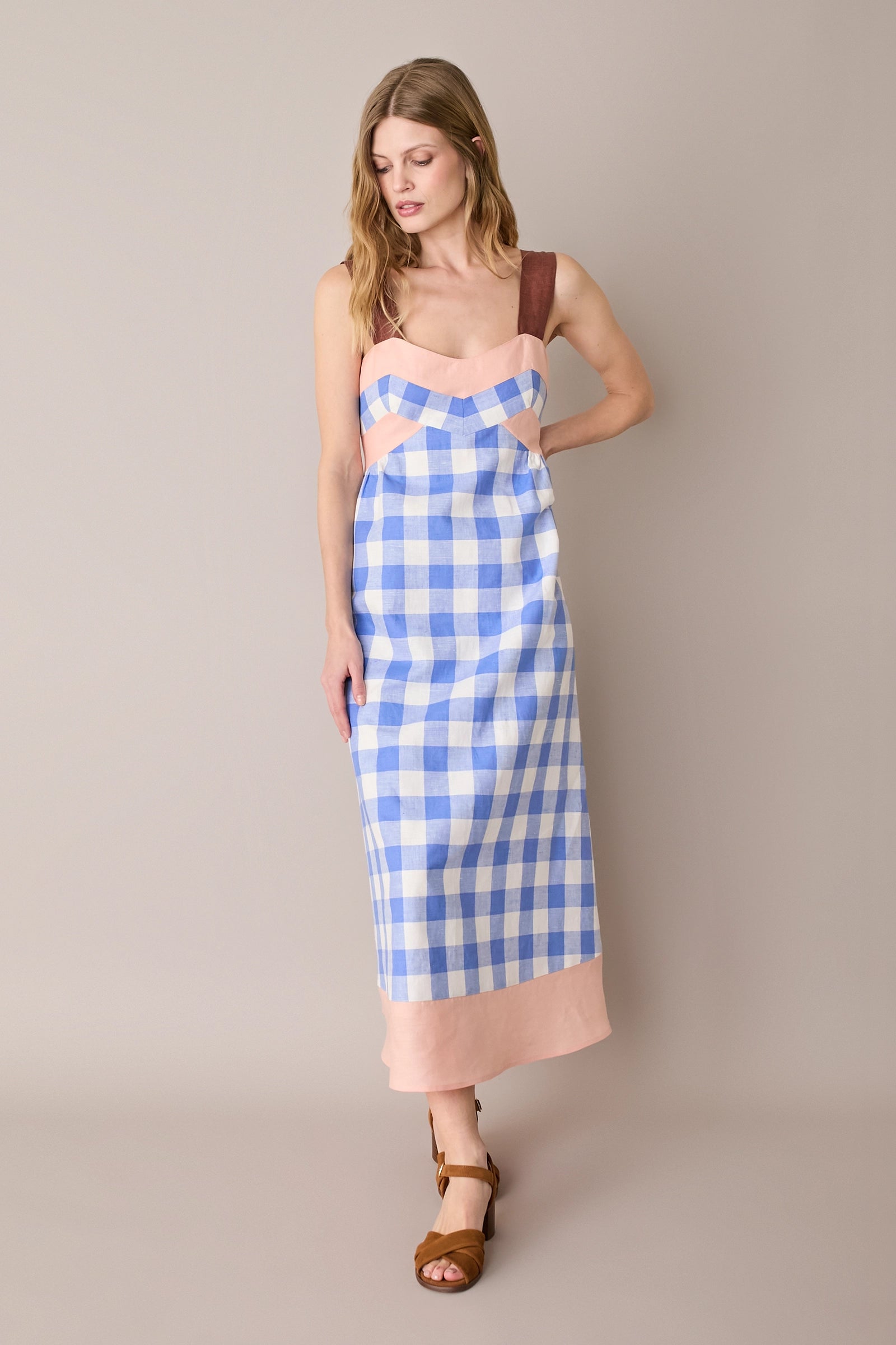 Abito colorato in lino