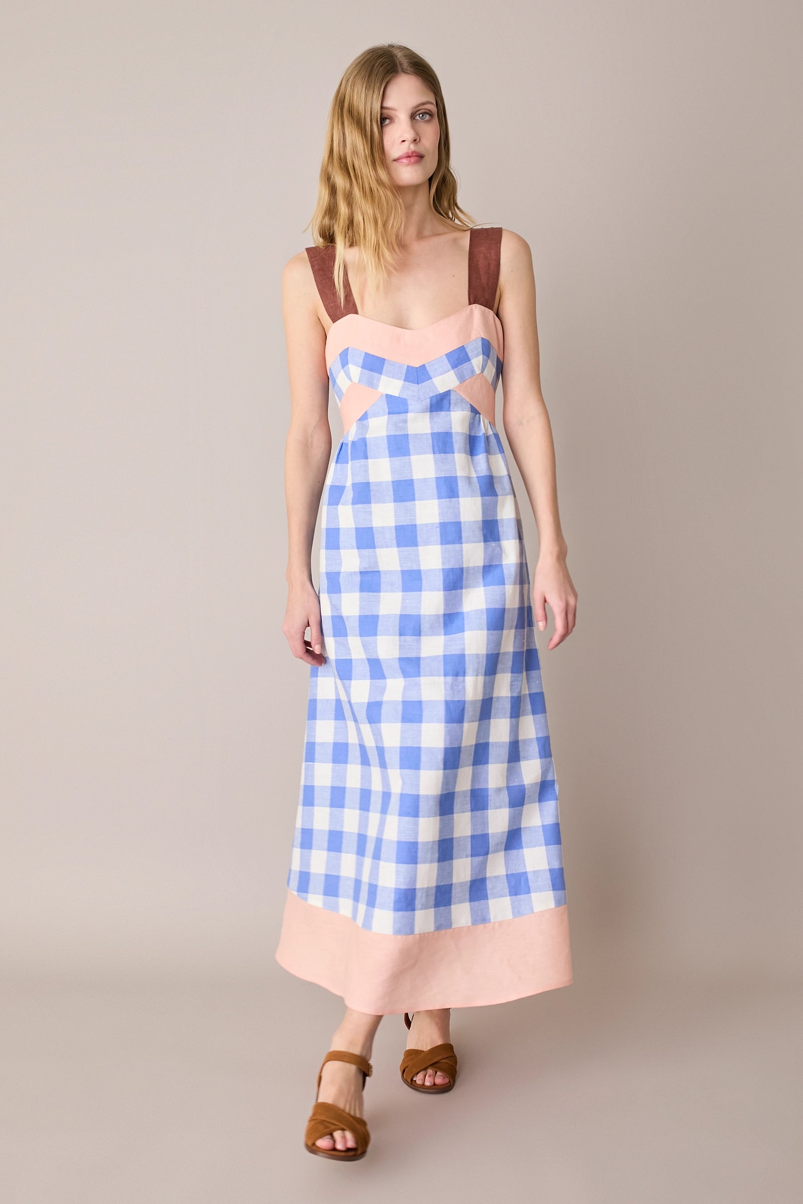 Abito colorato in lino