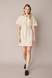 Sporty dress with zipper