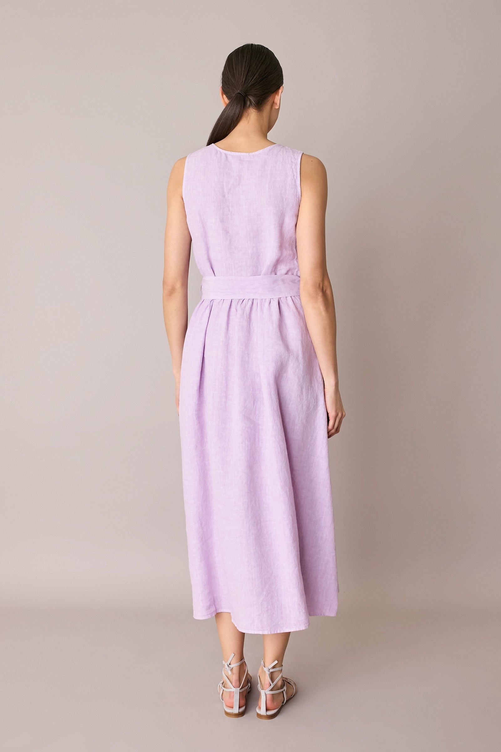 Abito lungo in lino con cintura