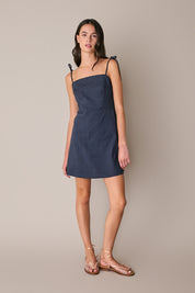 Stretch linen dress