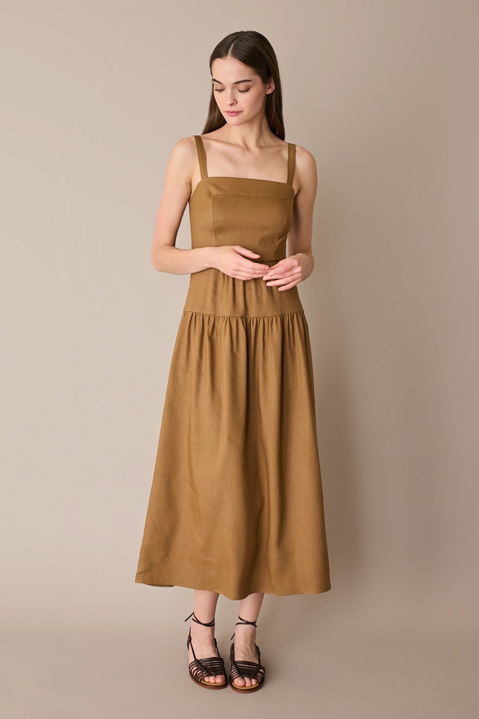 Long linen-blend dress