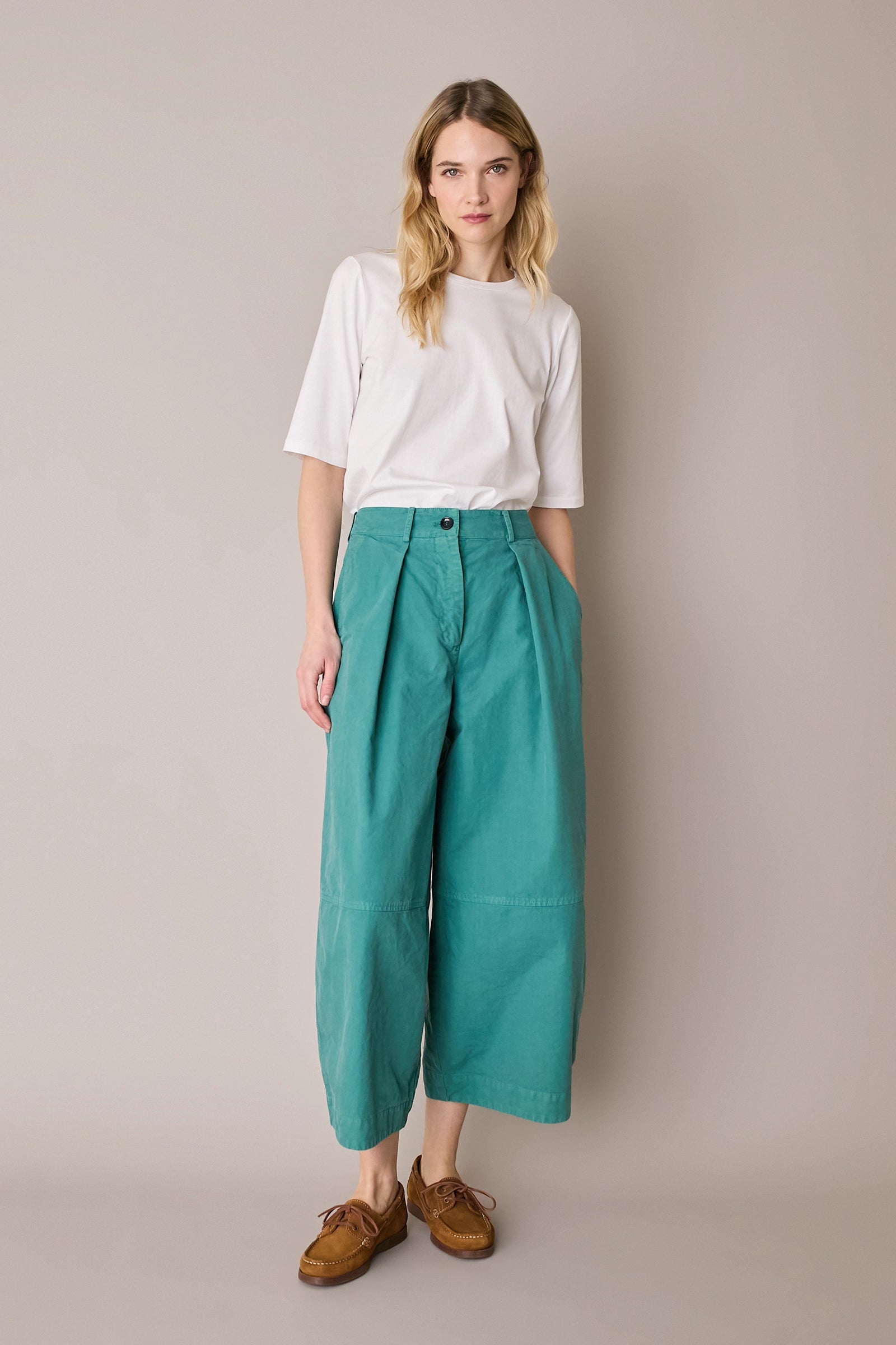 Pantaloni ampi in cotone
