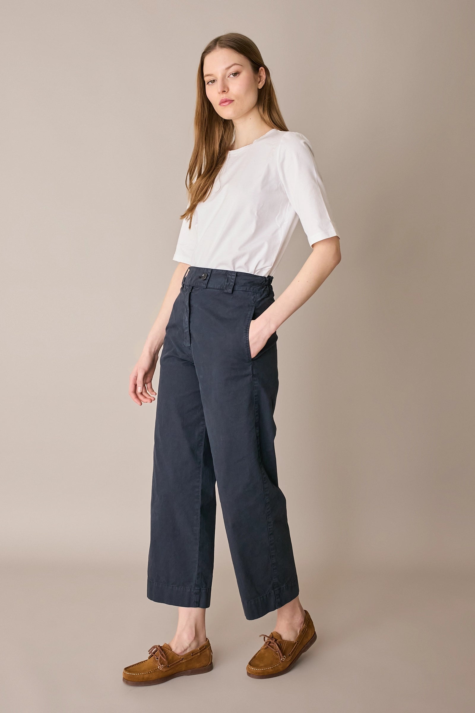 Cotton trousers with elastic waist