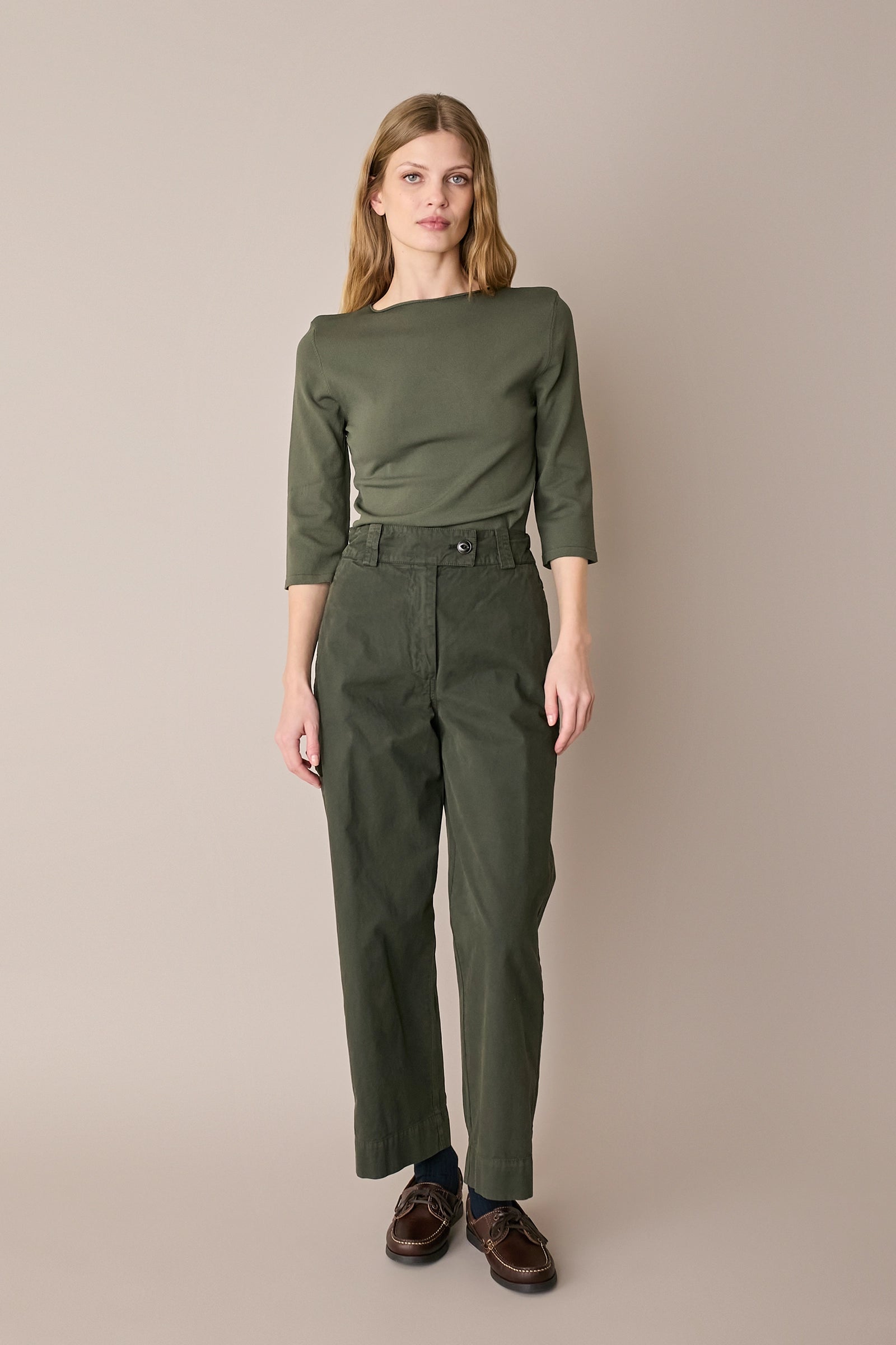 Cotton trousers with elastic waist