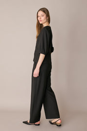 Pantaloni fluidi con elastico in vita