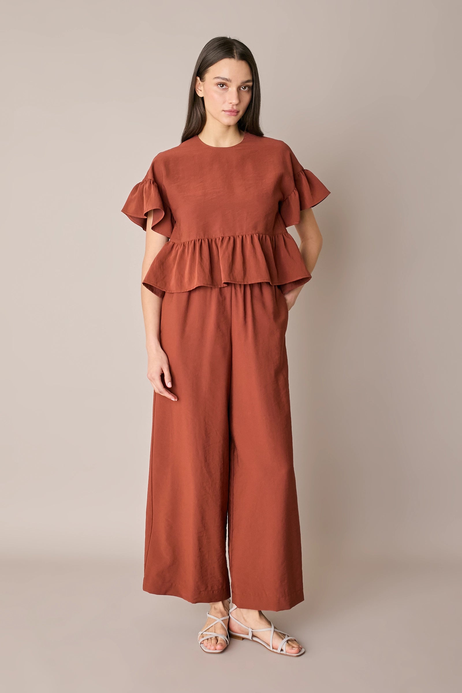 Pantaloni fluidi con elastico