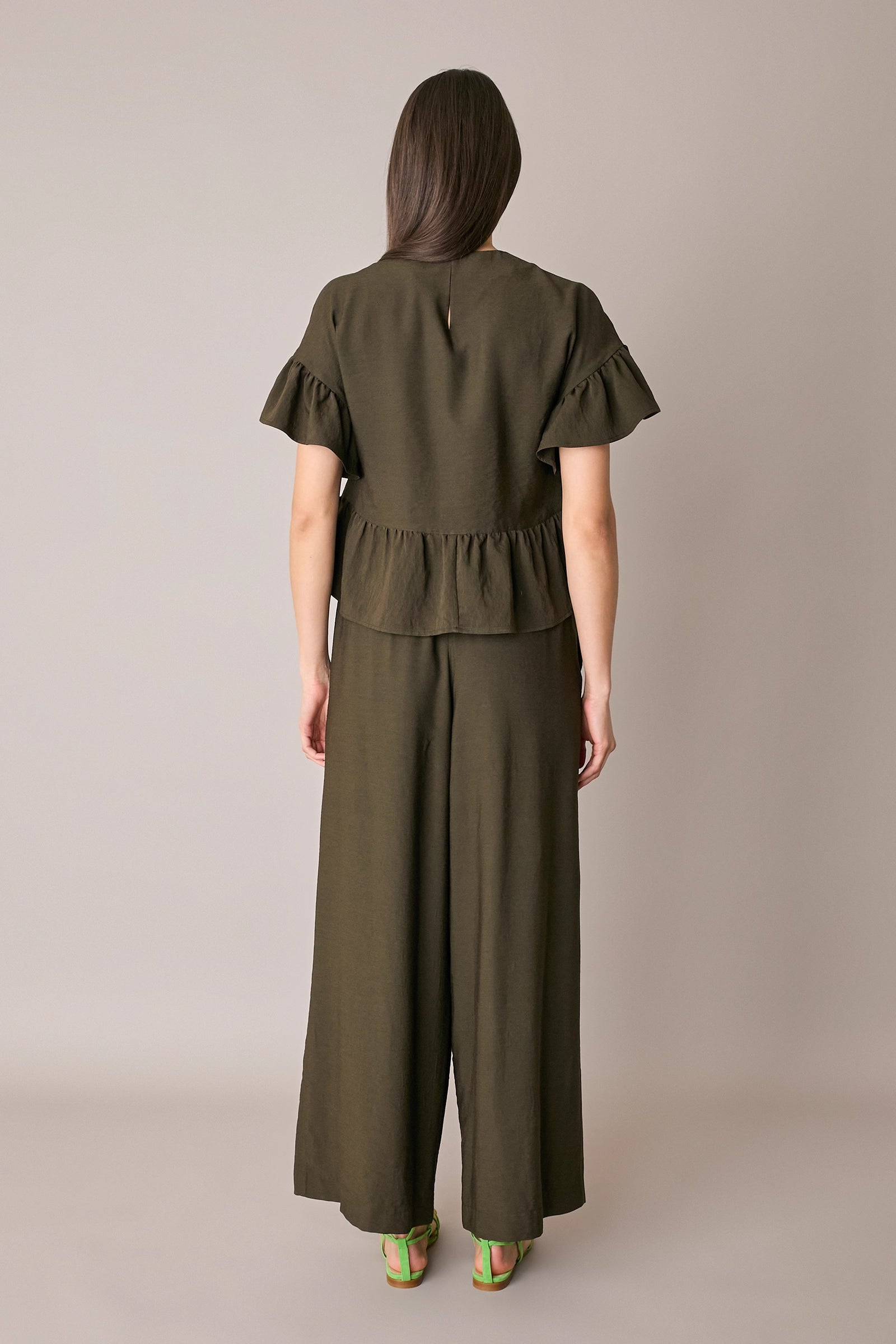 Pantaloni fluidi con elastico