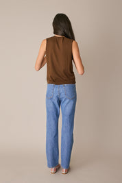 Straight-leg stretch jeans

