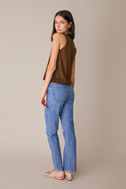 Straight-leg stretch jeans
