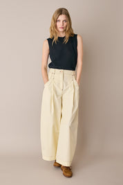 Contrast-stitch trousers – Everyday Wear