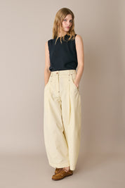 Contrast-stitch trousers – Everyday Wear