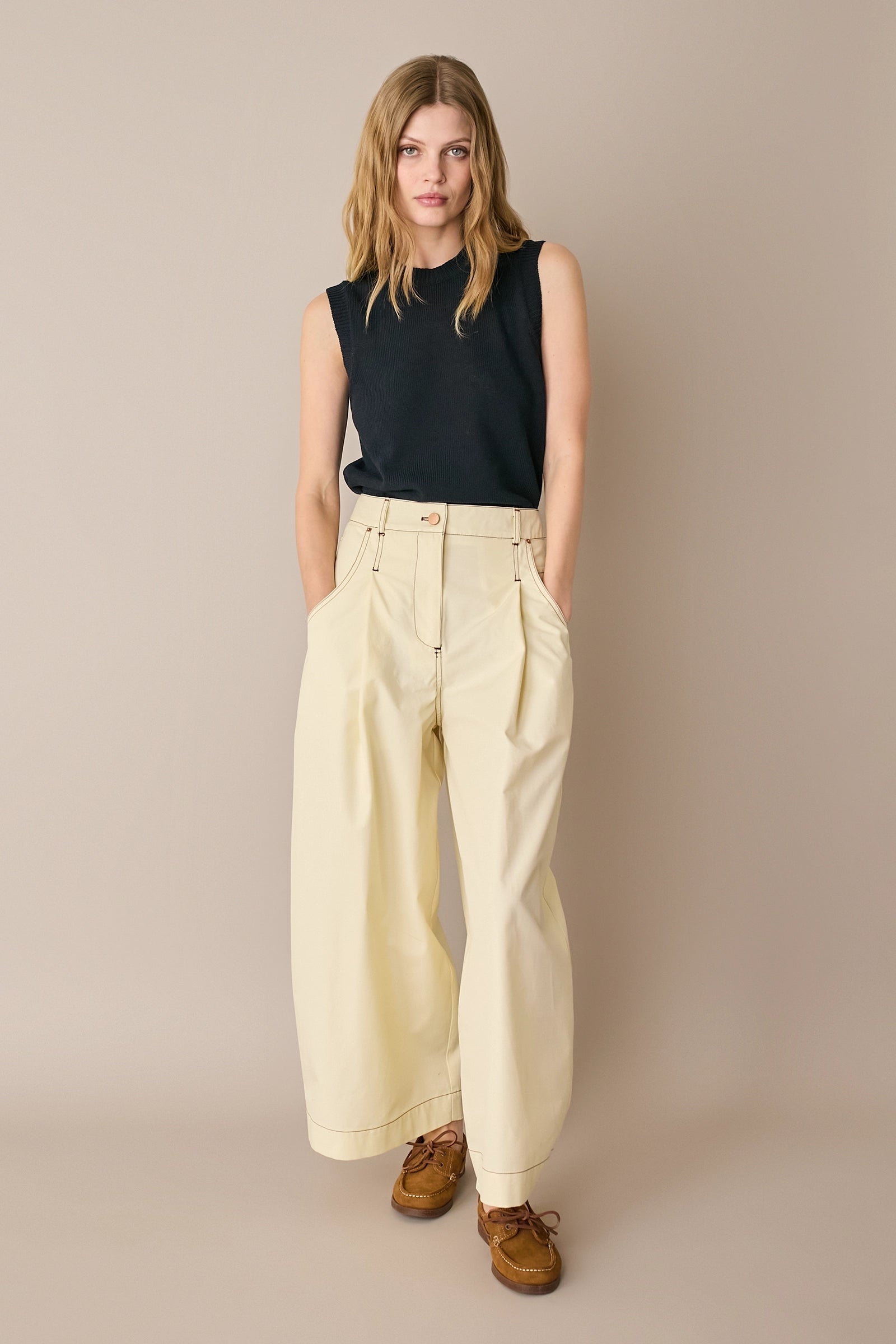 Contrast-stitch trousers – Everyday Wear