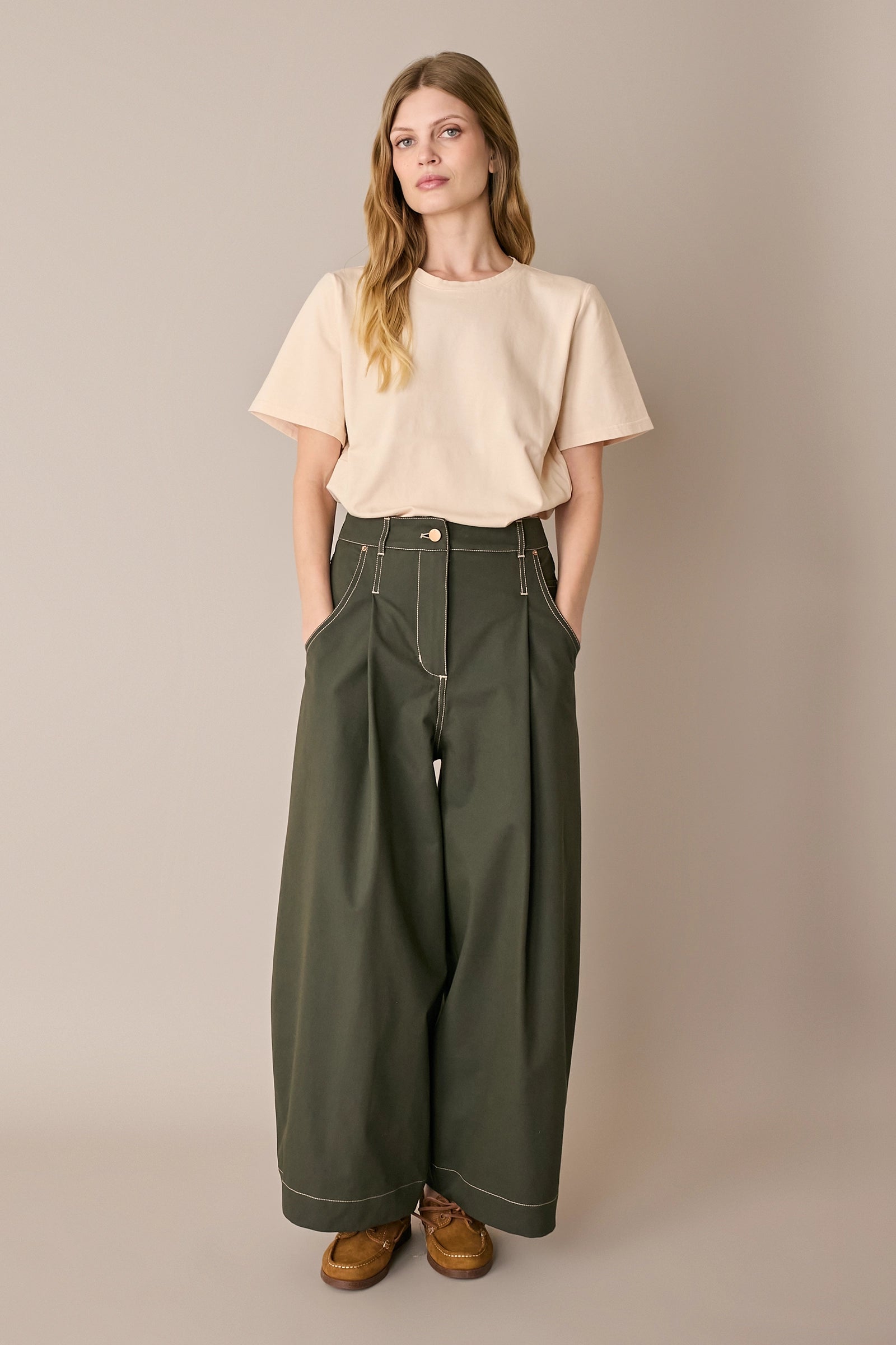 Contrast-stitch trousers – Everyday Wear