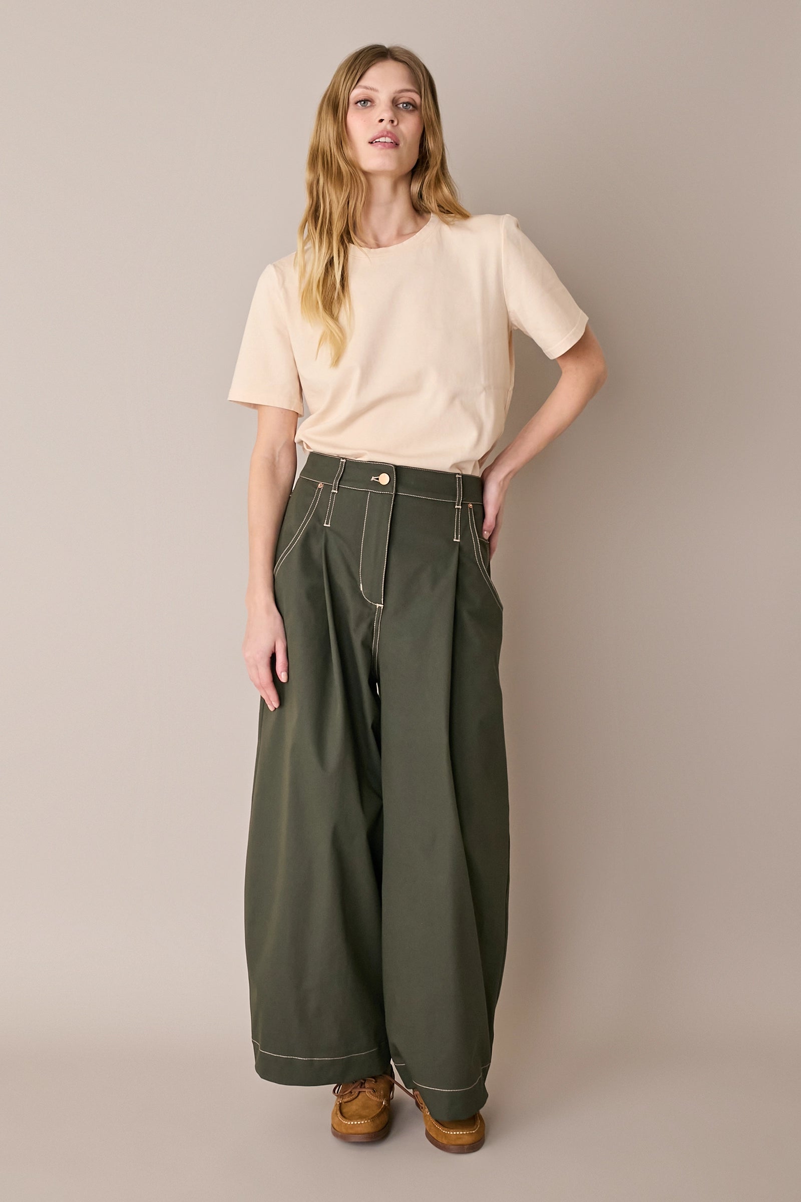 Contrast-stitch trousers – Everyday Wear