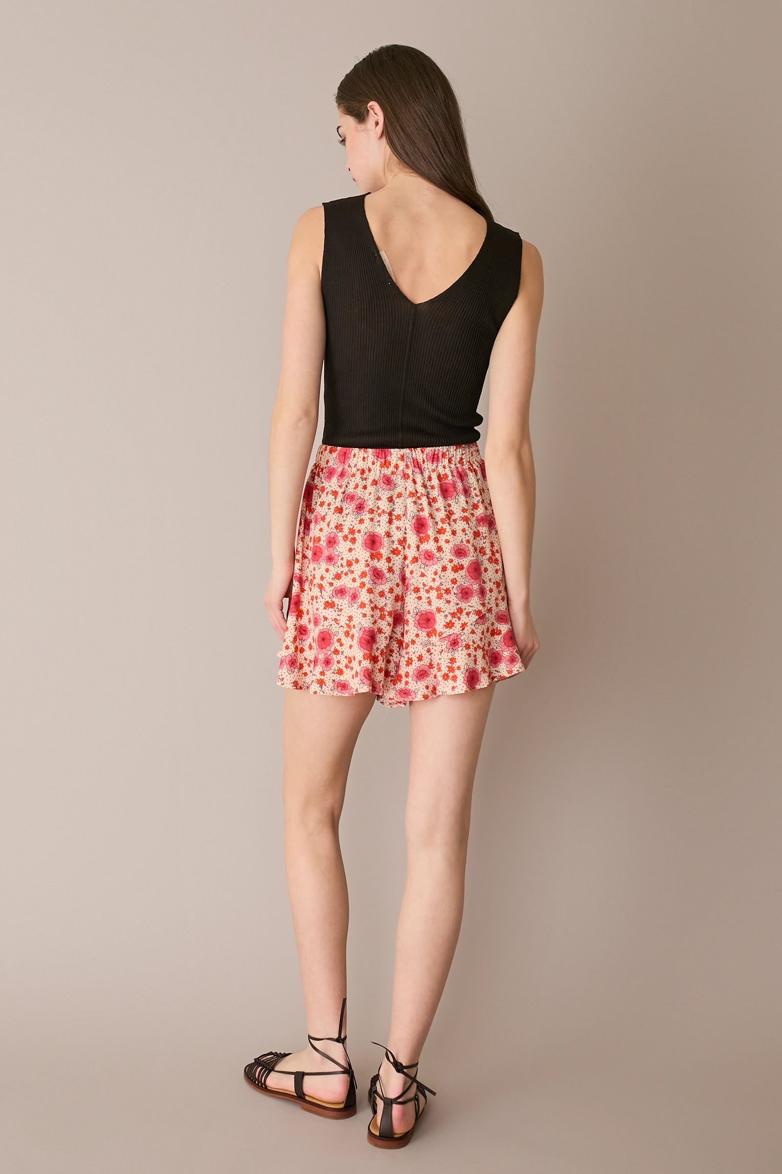 Shorts fluidi a fiori