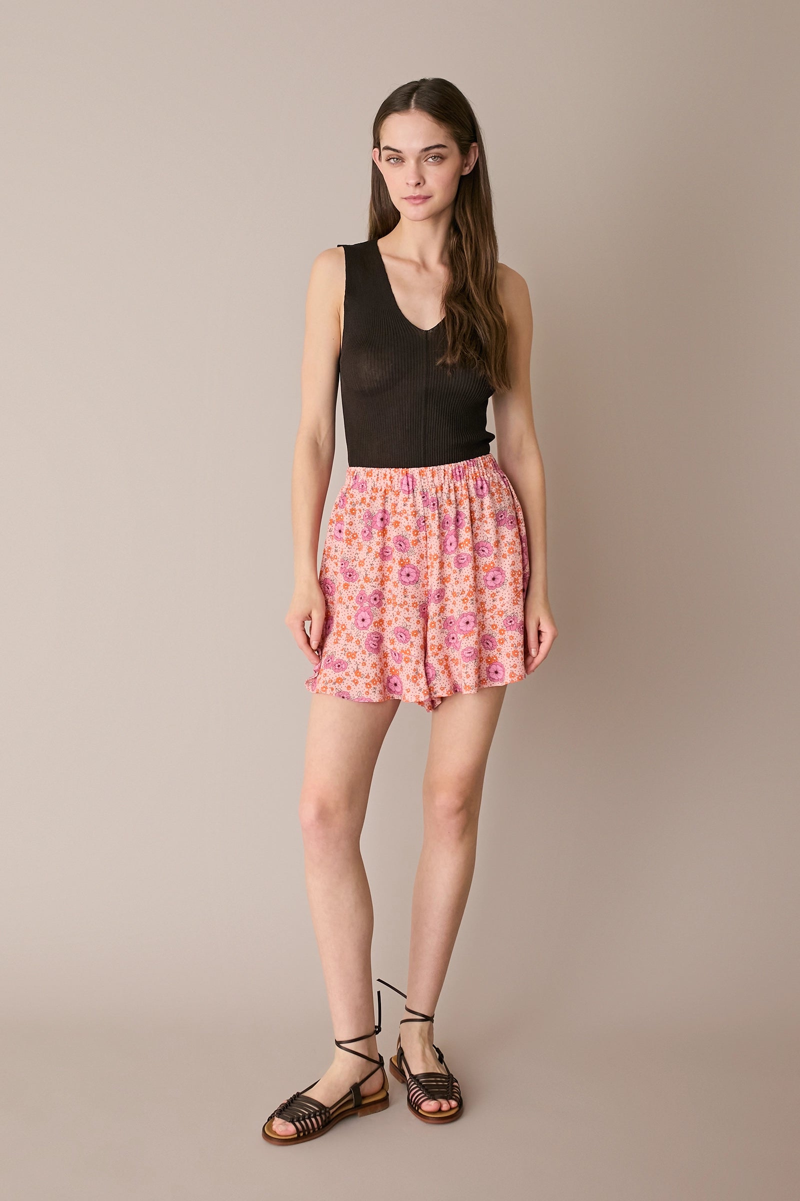 Shorts fluidi a fiori