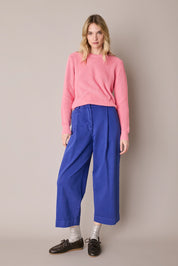 Casual trousers with pleats
