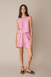 Elastic-waist linen shorts