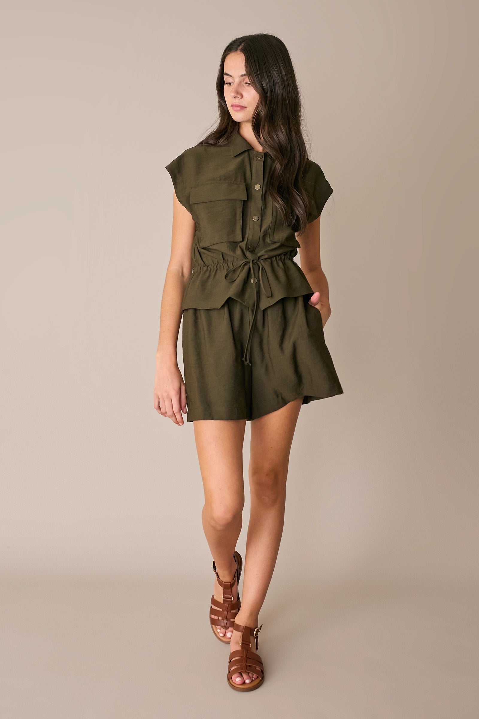 Elastic-waist fluid shorts
