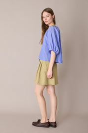 Shorts in blend di lino con pinces