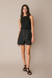 Pleated shorts