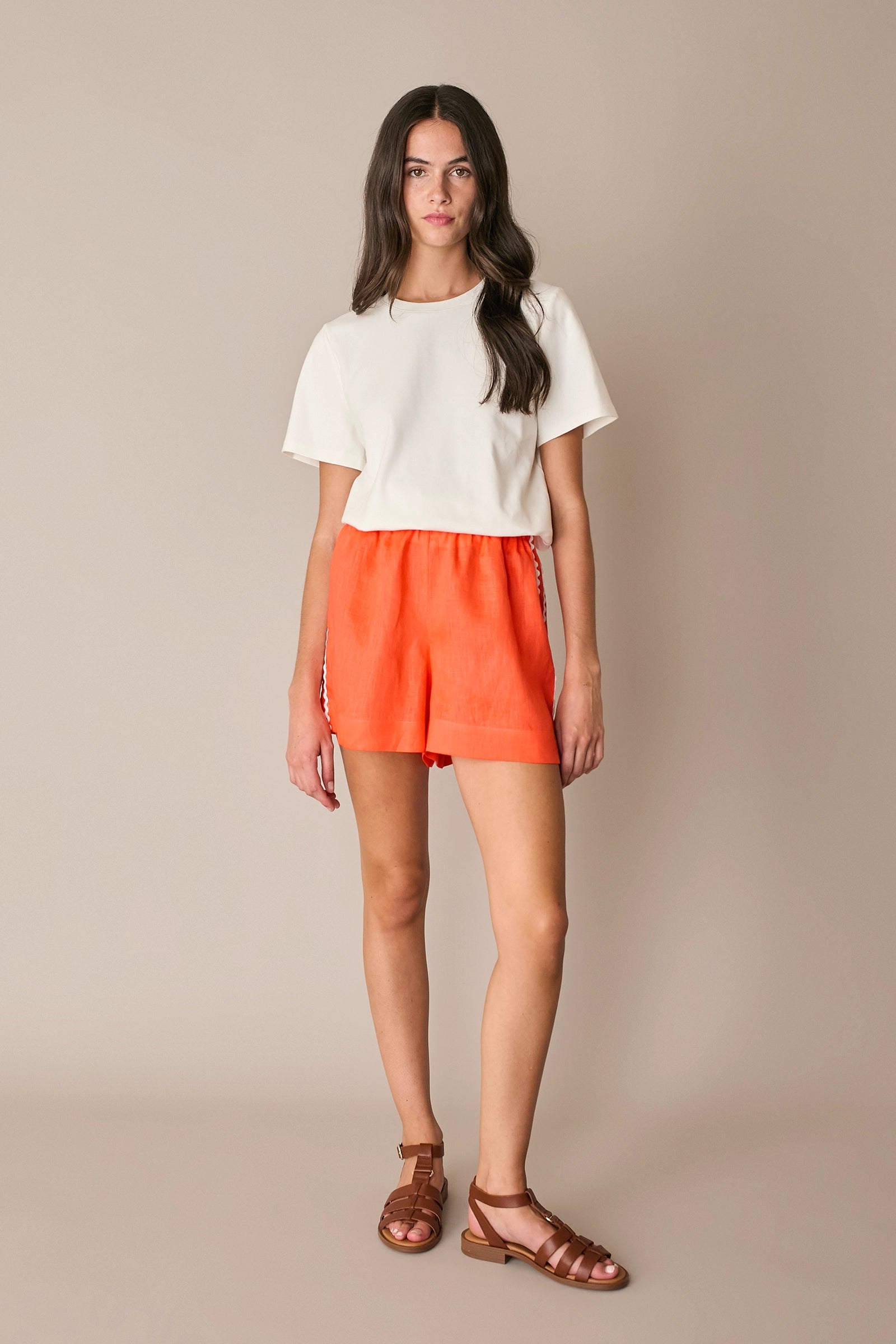 Shorts in lino con serpentina