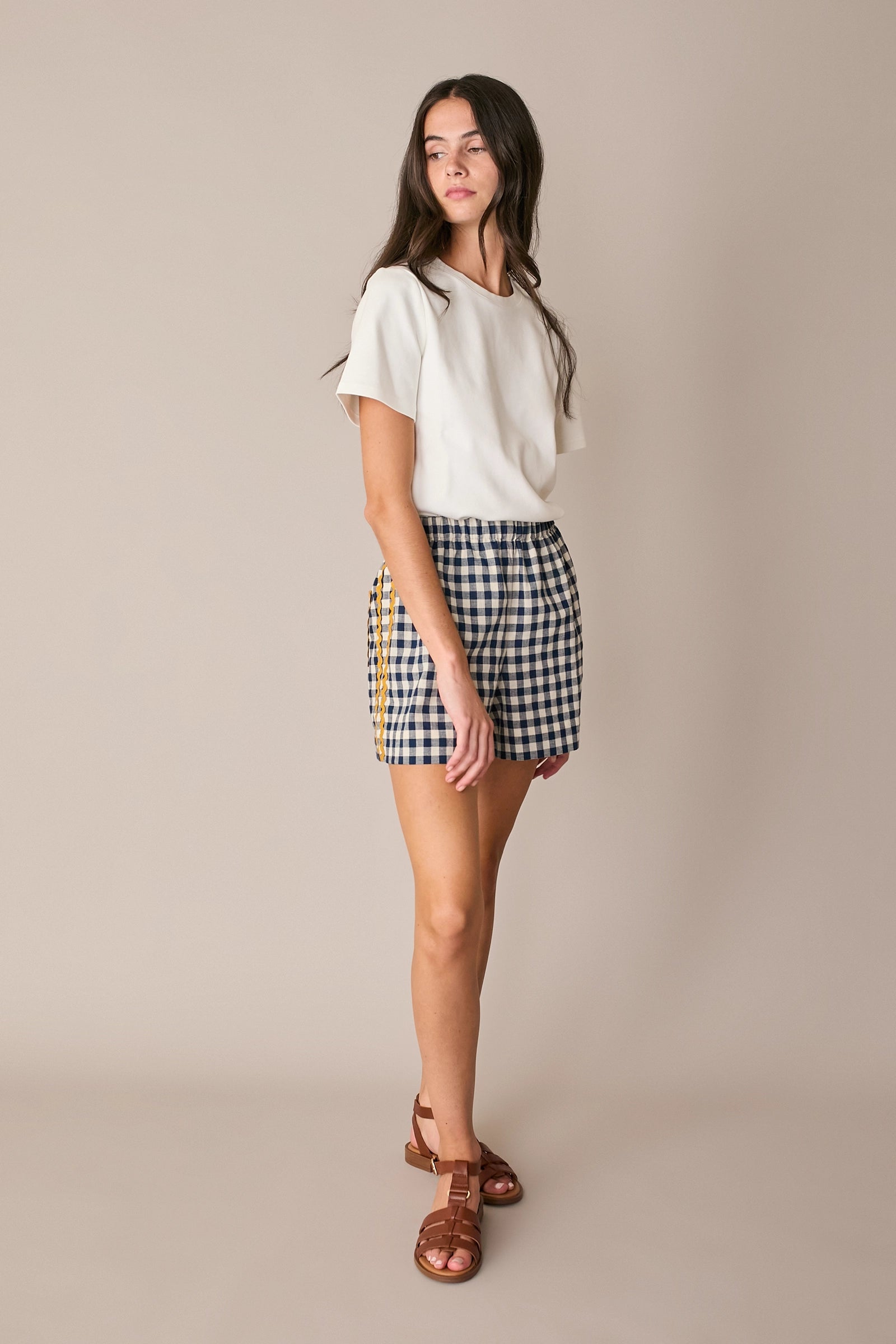 Shorts in lino con serpentina