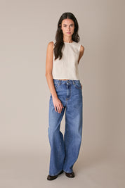 Wide-leg denim jeans
