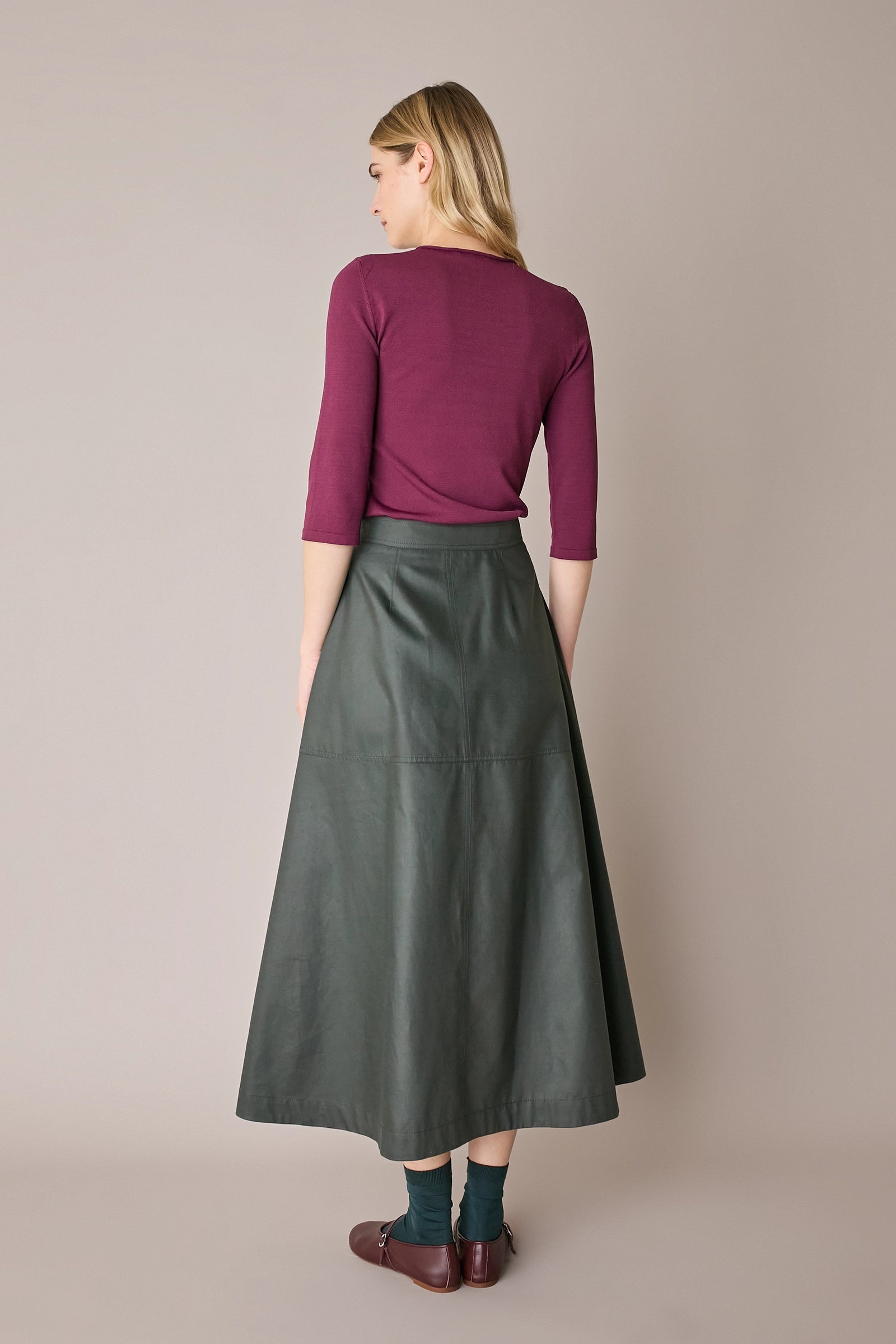 Gonna lunga con impuntura