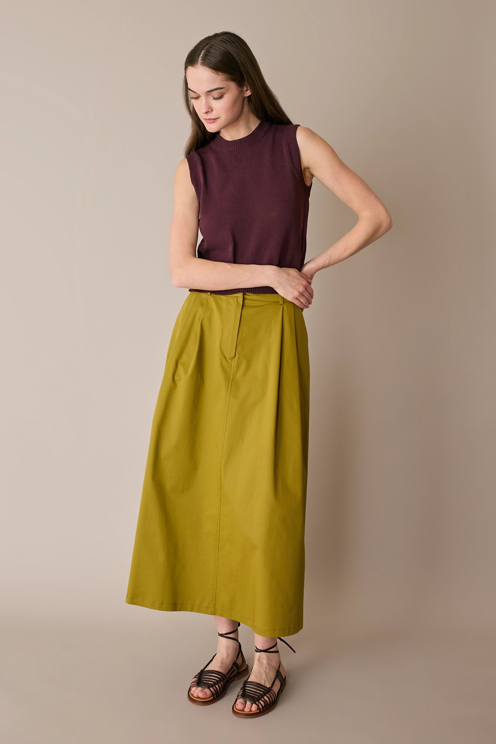 Cotton skirt with pleats